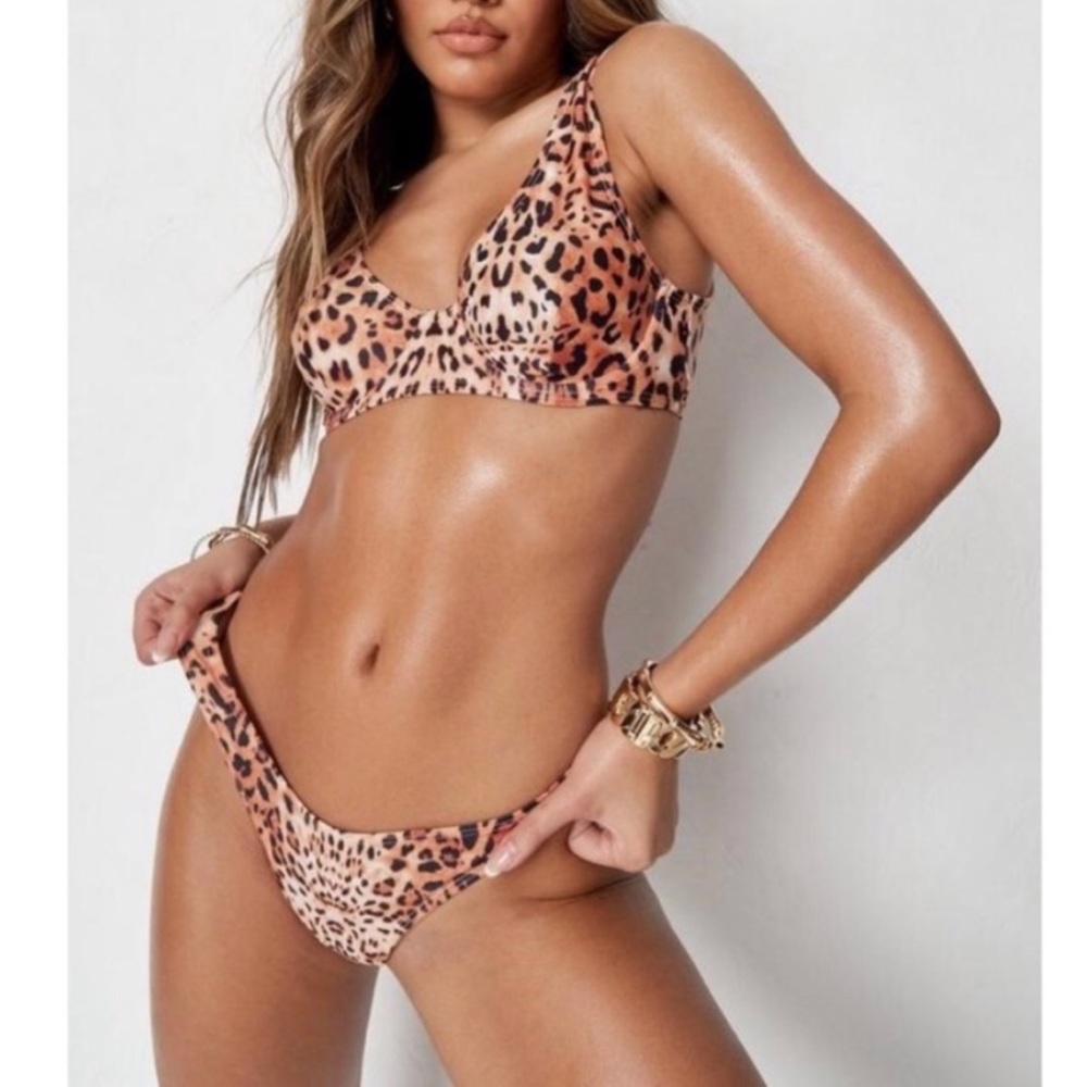 Missguided Leopard print bikini: underwire top & high leg bottom NWOT